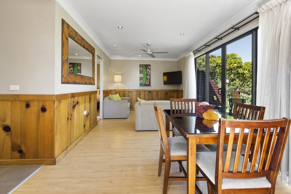 Фото Broad Leaf Villas