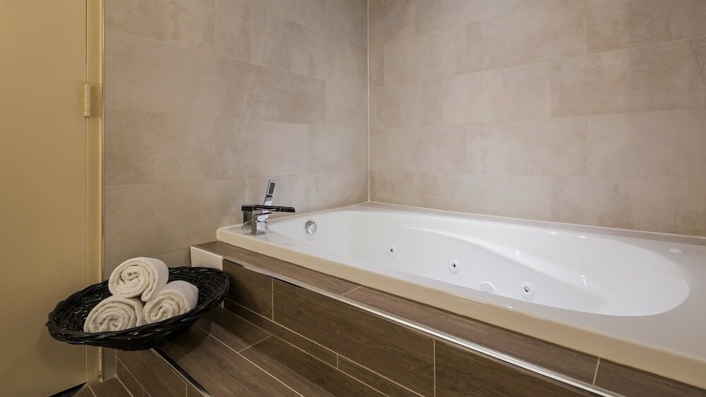 Фото Best Western Plus Toronto Airport Hotel