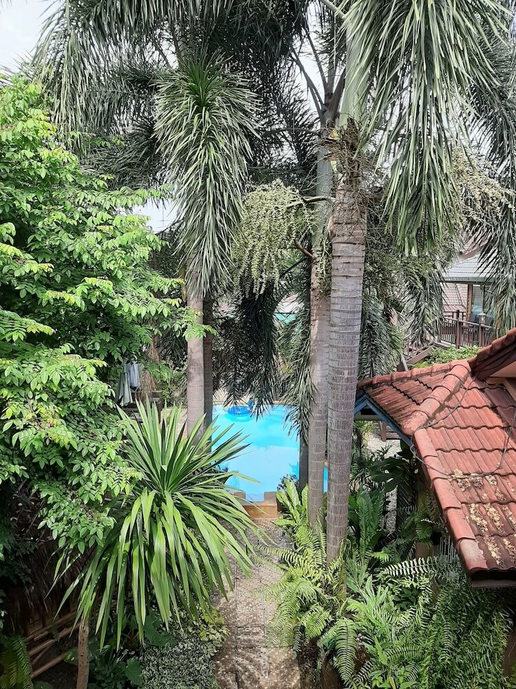 Фото Guesthouse Liam's Suan Dok Mai