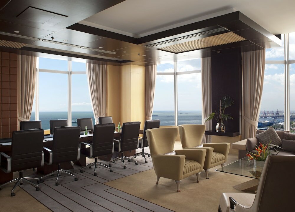 Фото Diamond Hotel Philippines