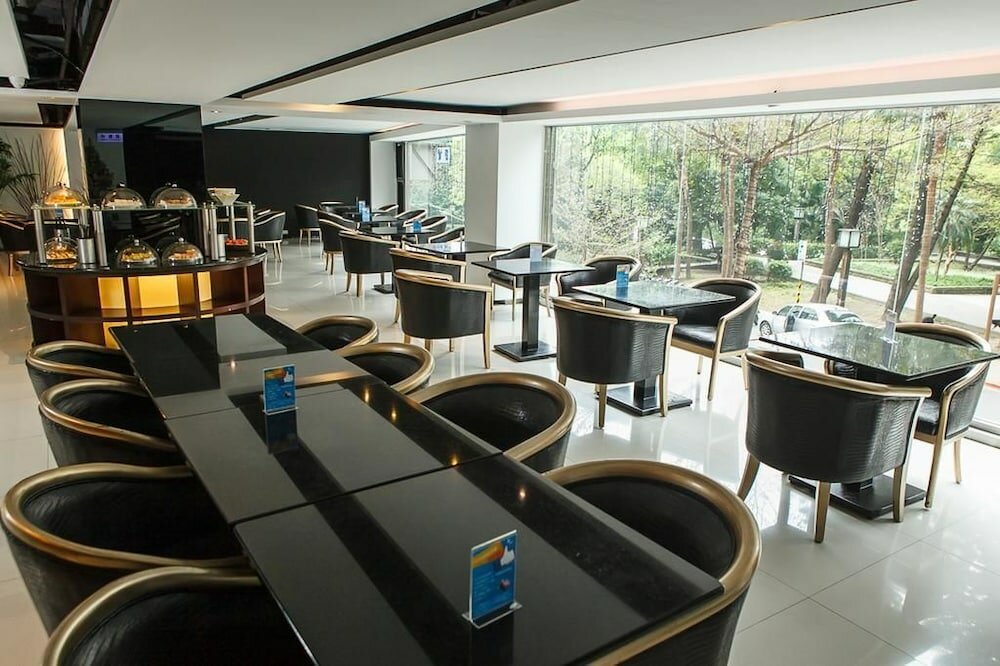 Фото Jbg Hotspring Resort Hotel