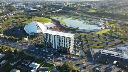 Гостиница Ramada Suites by Wyndham Auckland Manukau Pacific Centre в Окленде