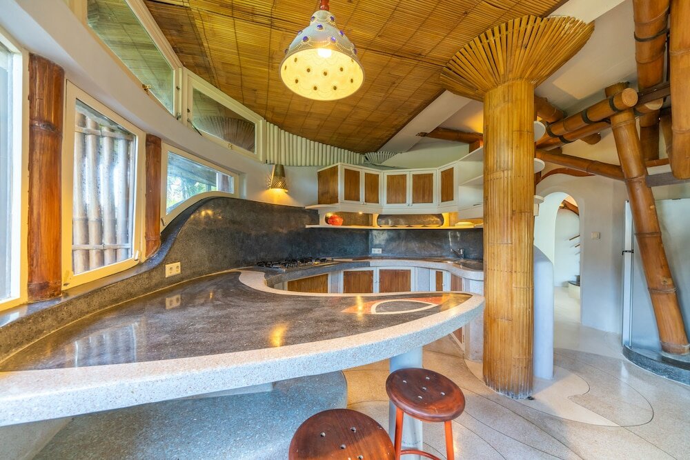 Фото Sejuk Beach Villas