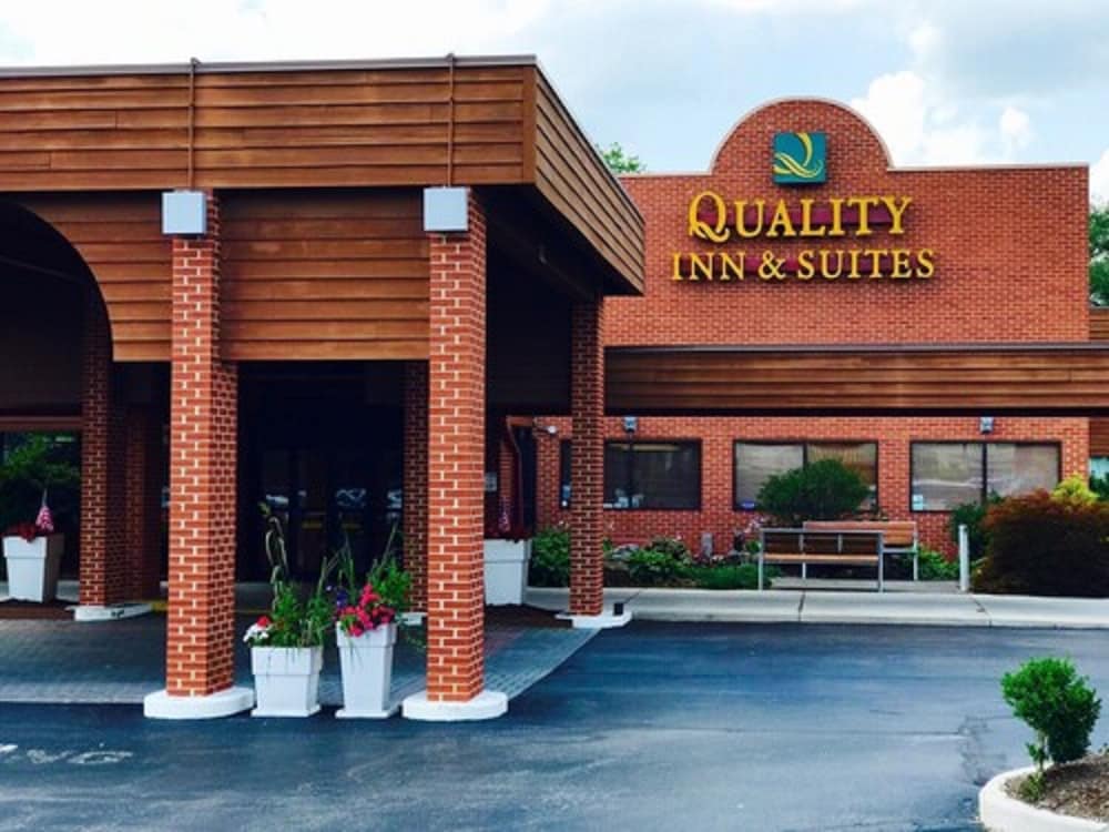 Фото Quality Inn & Suites