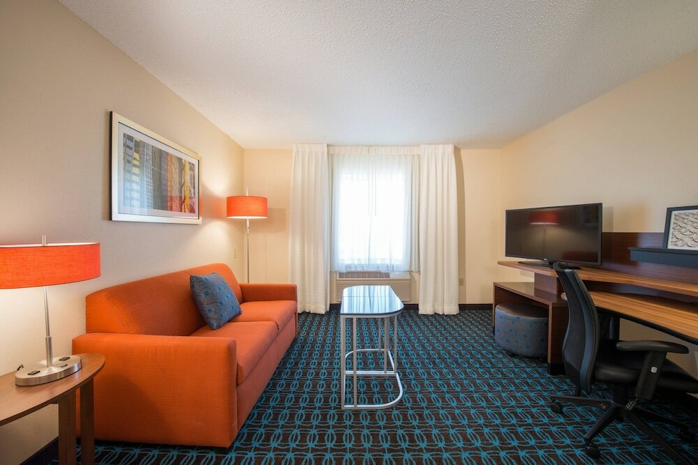 Фото Fairfield Inn & Suites by Marriott Dallas Lewisville