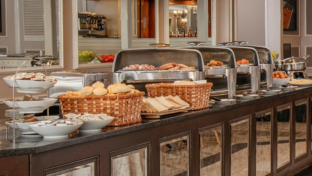 Фото Holiday Inn Johannesburg Sunnyside Park