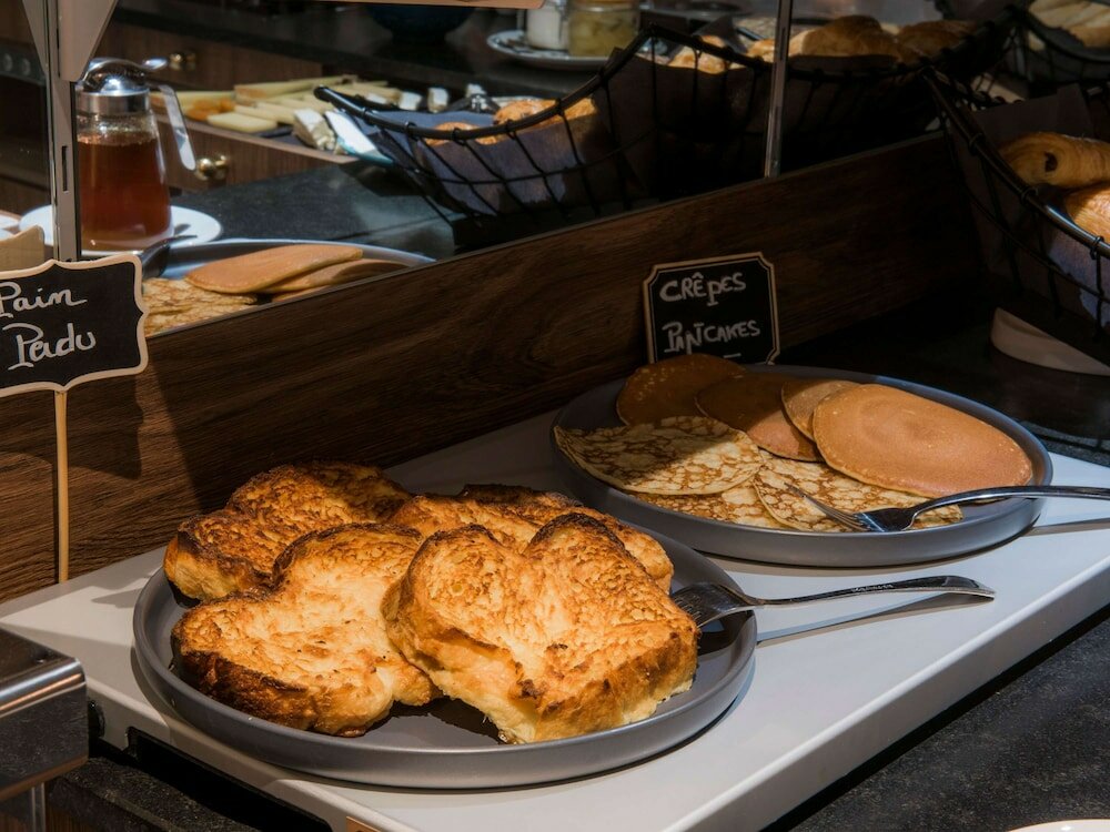 Фото Hôtel Mercure Paris Suresnes Longchamp