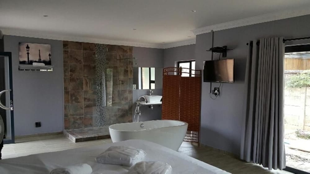 Фото The Green Olive Guesthouse