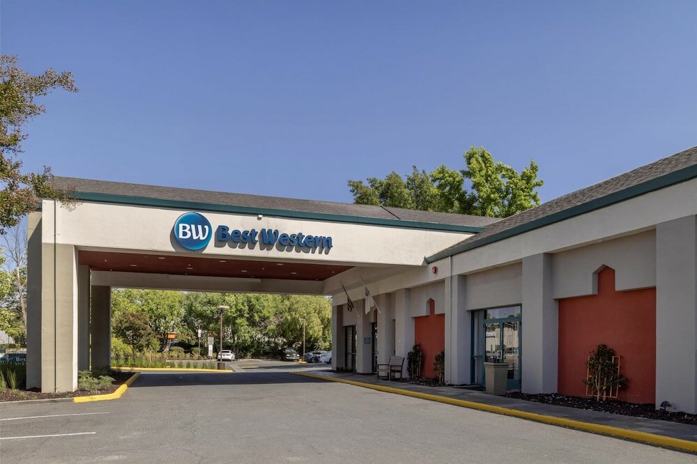 Фото Best Western Heritage Inn