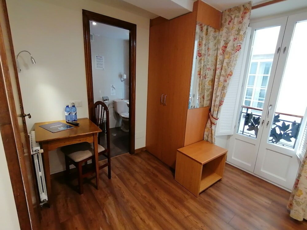 Фото Hostal Anosa Casa