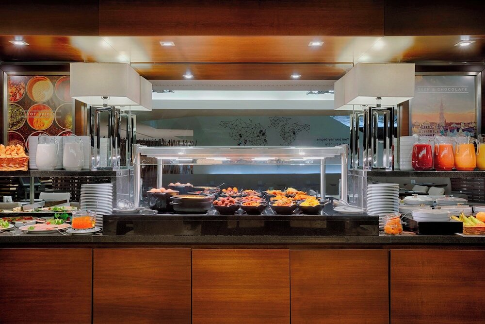 Фото Sheraton Brussels Airport Hotel