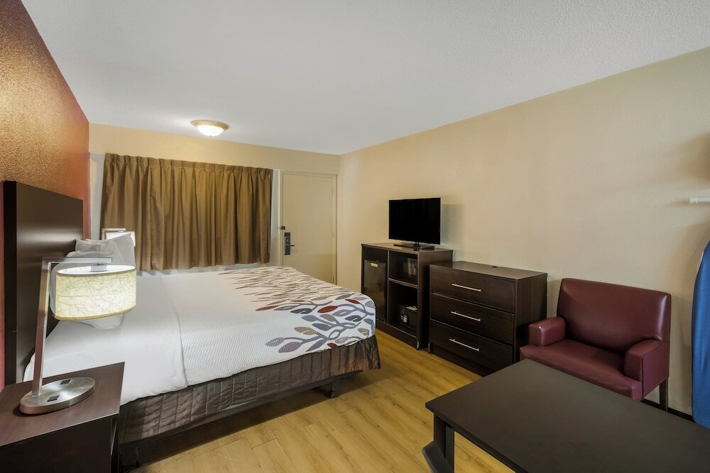 Фото Red Roof Inn Atlanta South - Morrow