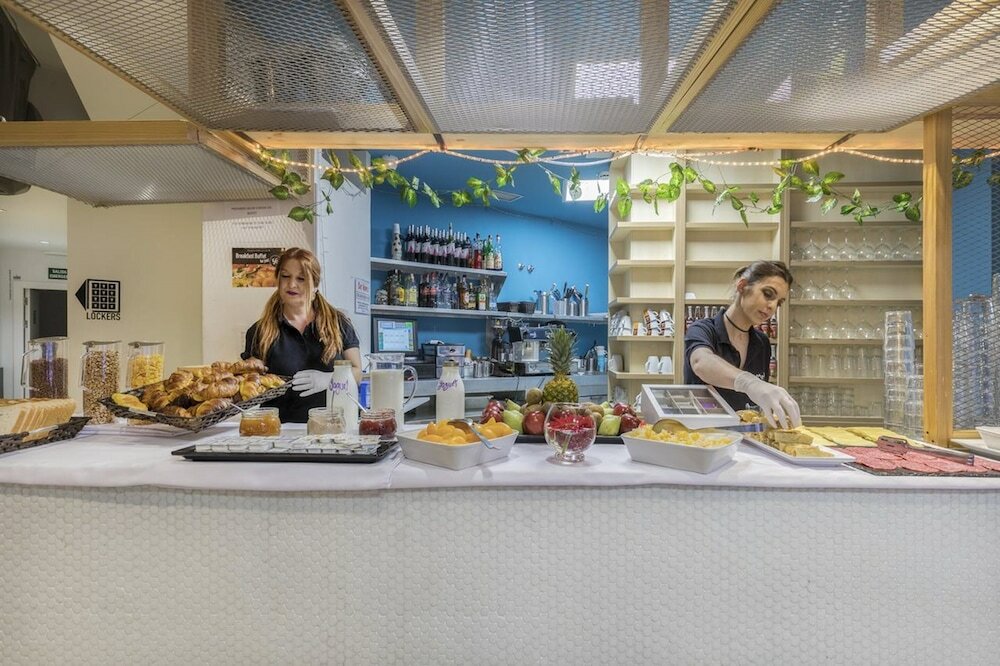 Фото Mola Suites