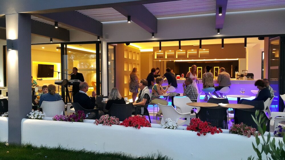 Фото Cosmopolitan Hotel