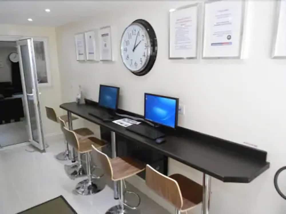 Фото 247London Studio Flats