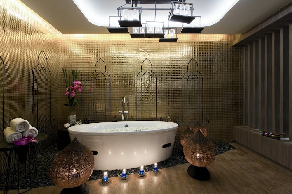 Фото Centara Grand Beach