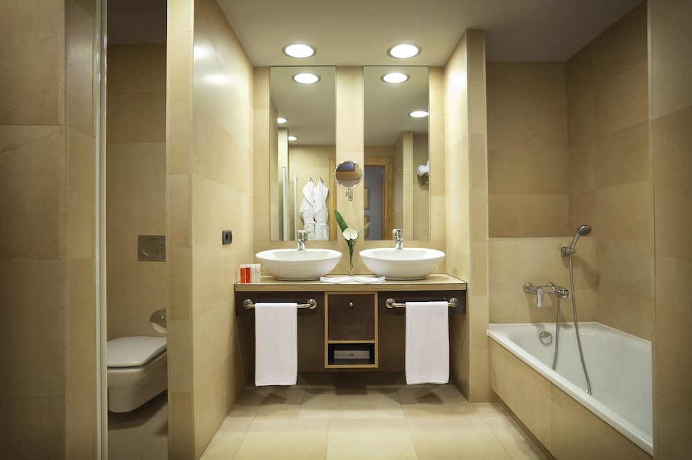 Фото 153072904673