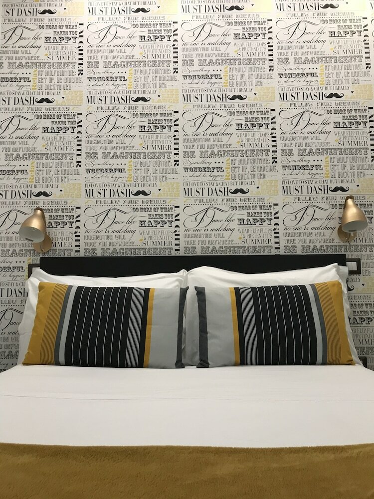 Фото C'est La Vie Suites