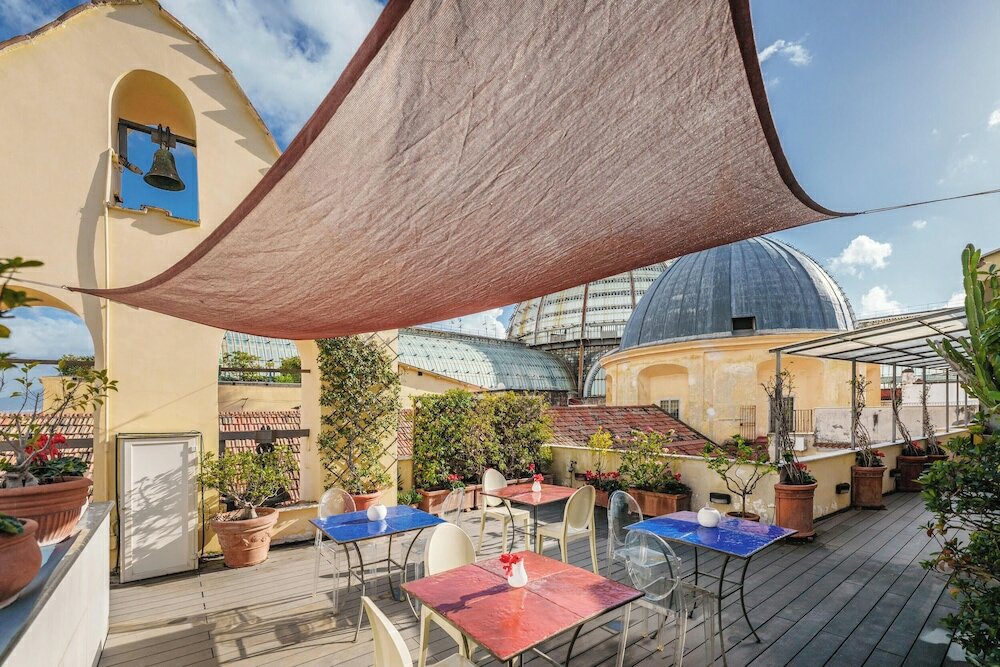 Фото Attico Partenopeo B&b