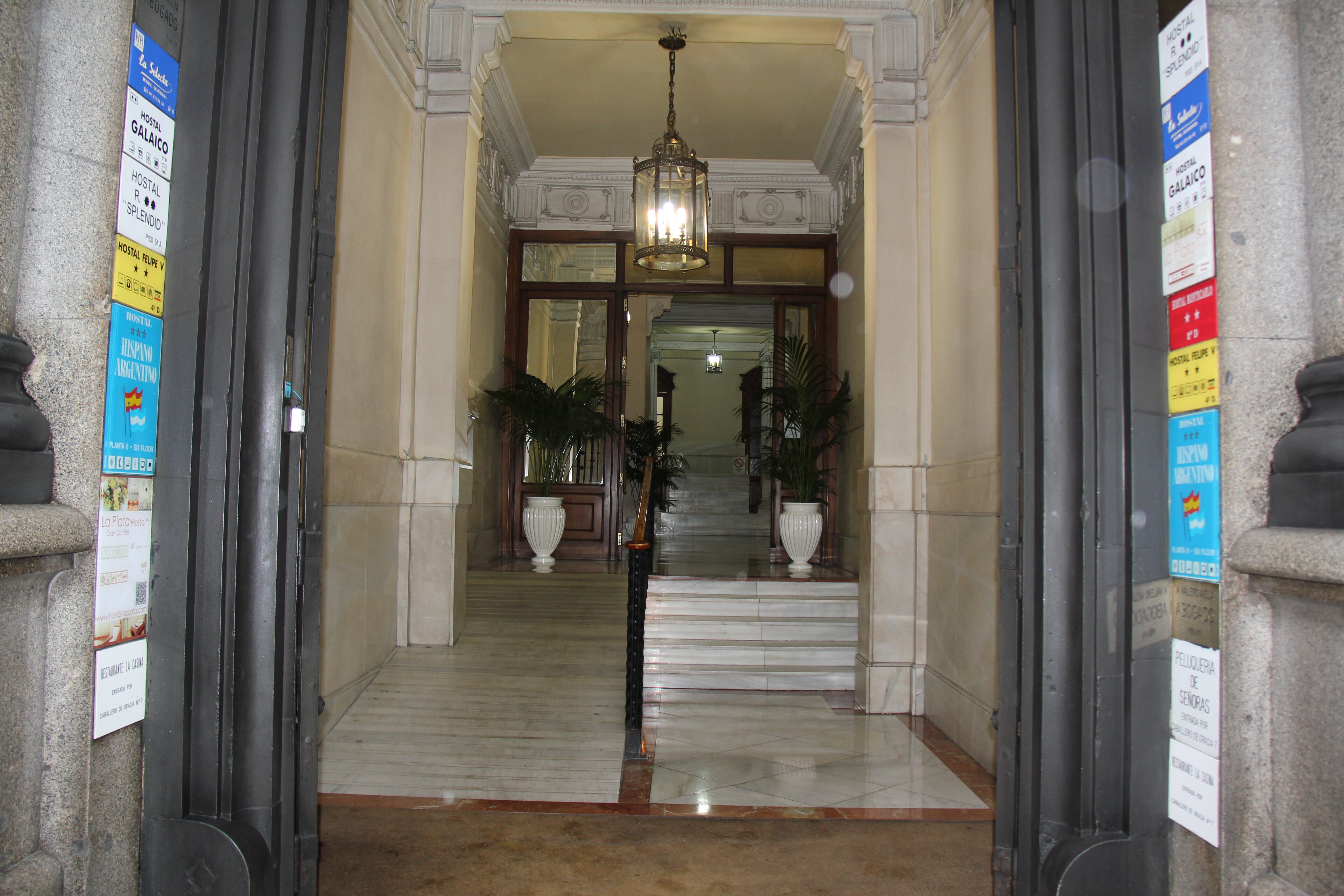 Фото Hostal Splendid