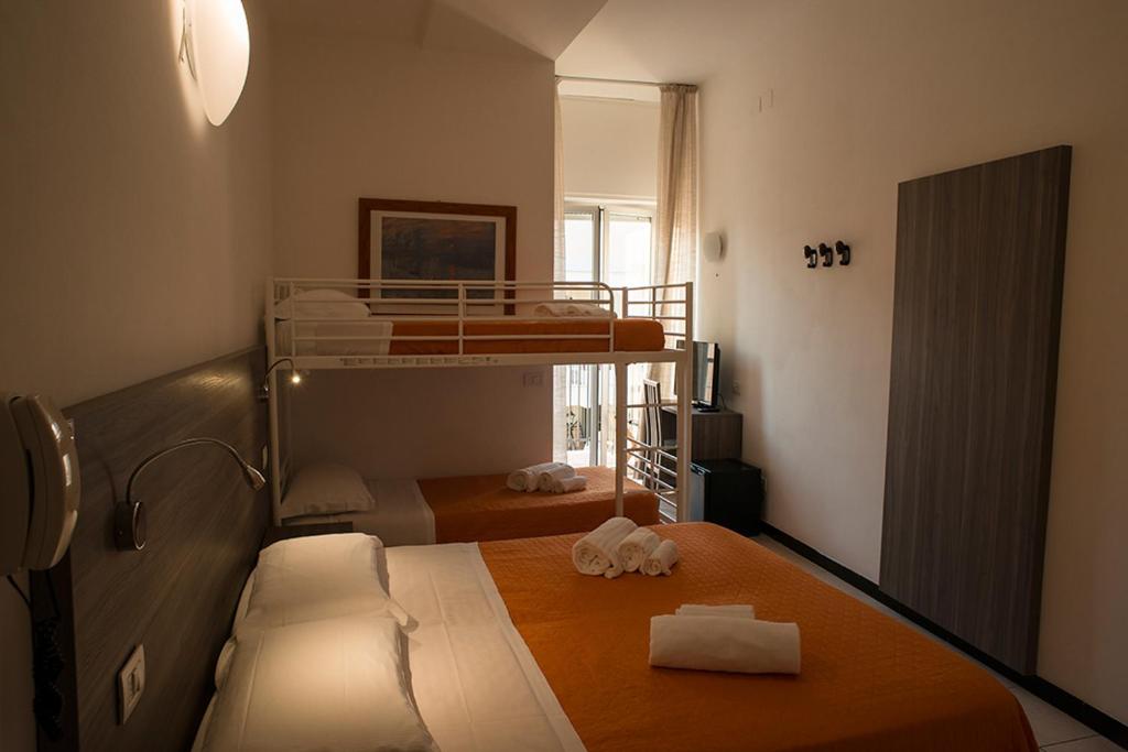 Фото Hotel Madison