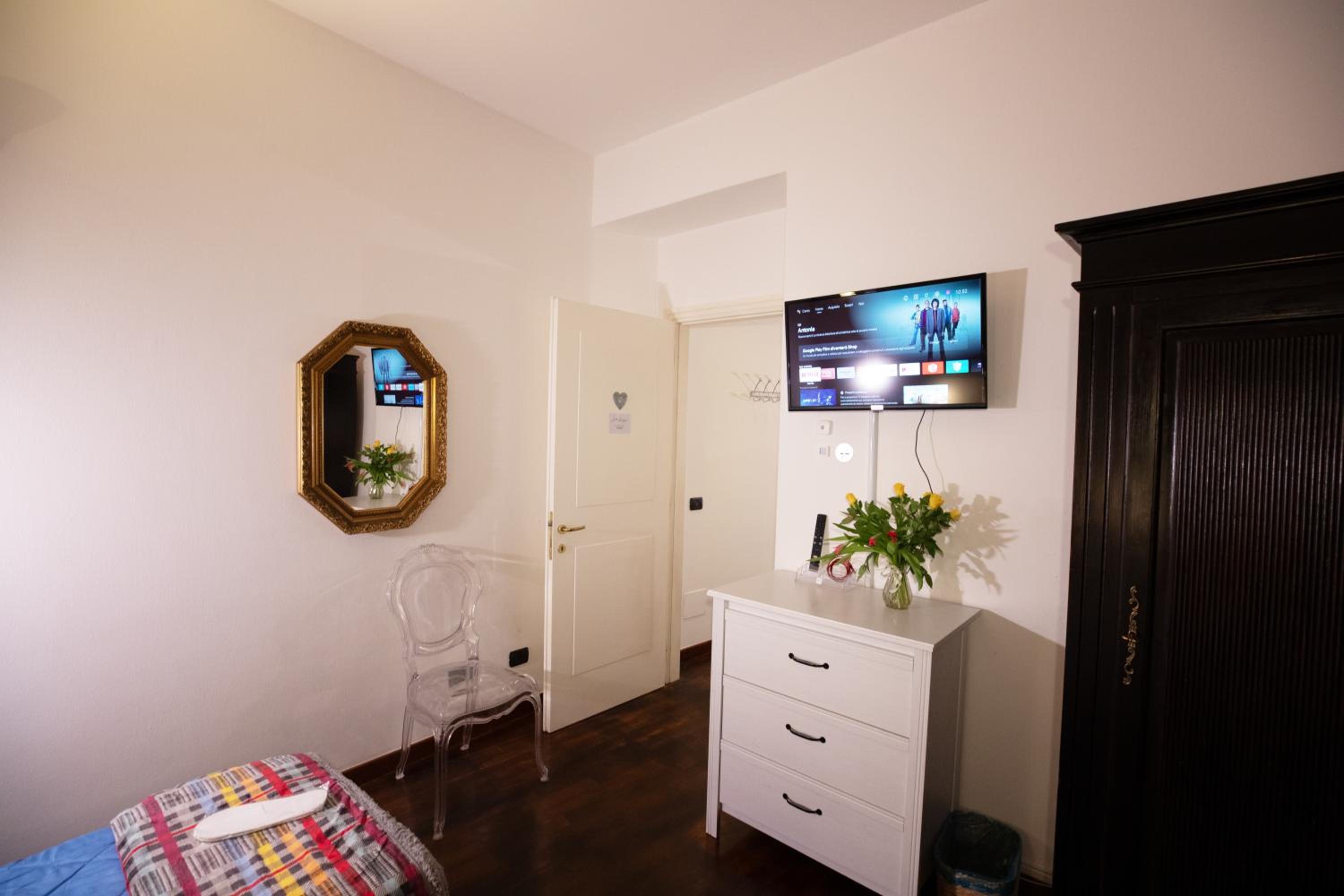 Фото 32071112244