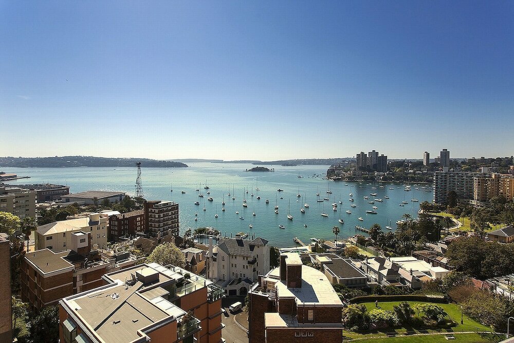 Фото Macleay Hotel