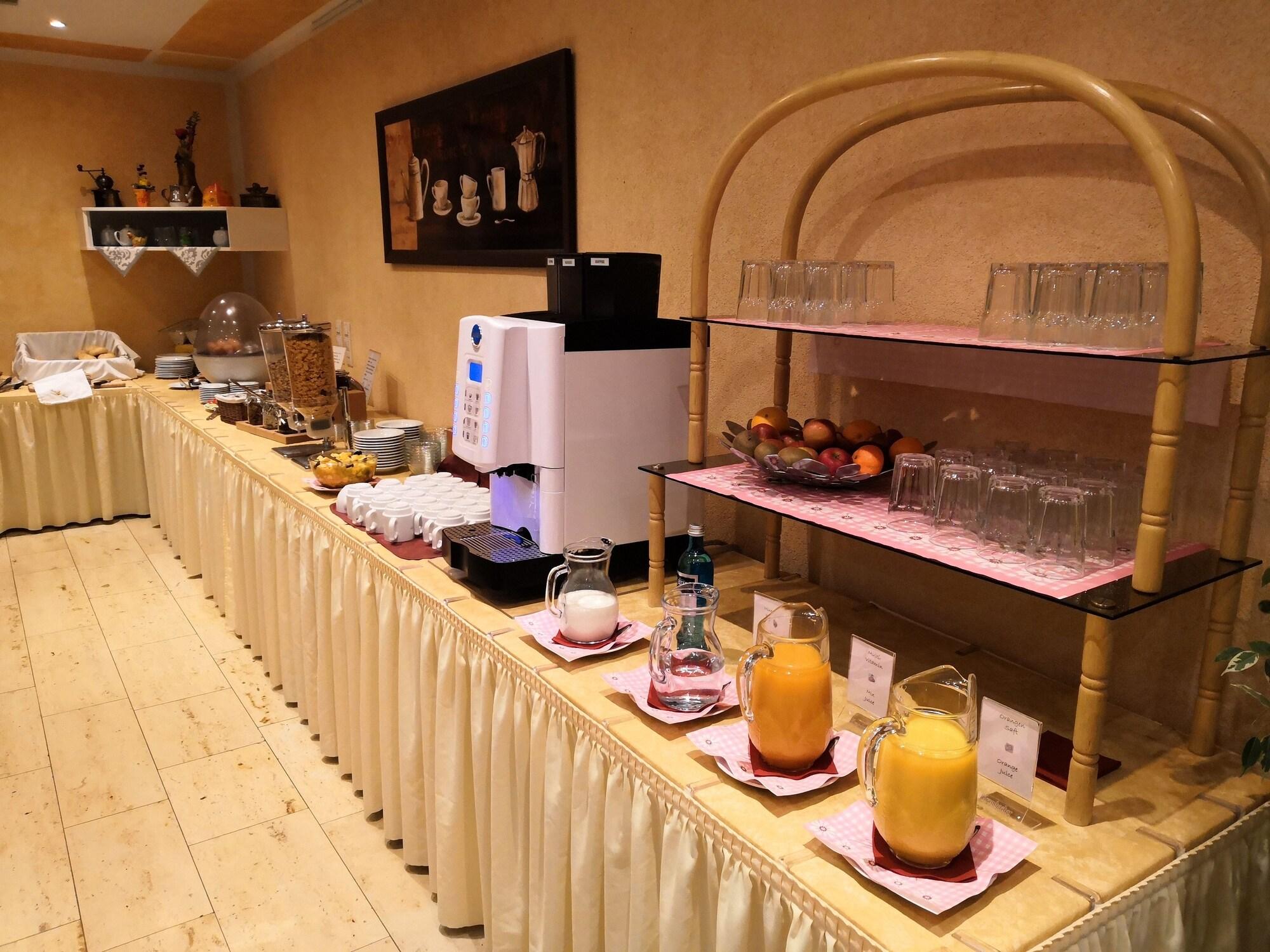 Фото Hotel Fantasie