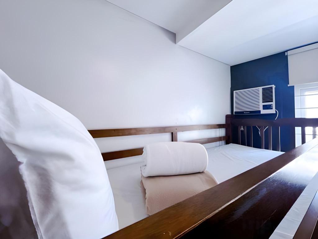 Фото Townhouse Oak Avitel Hotel