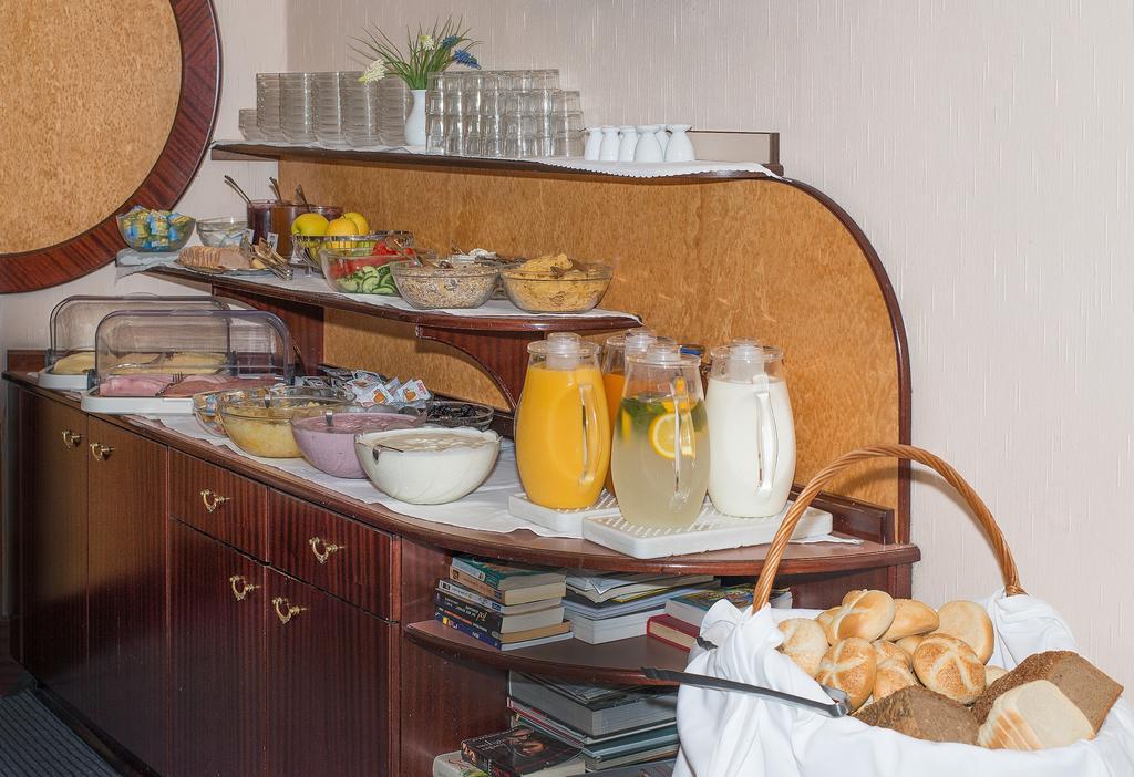 Фото Pension Neuer Markt