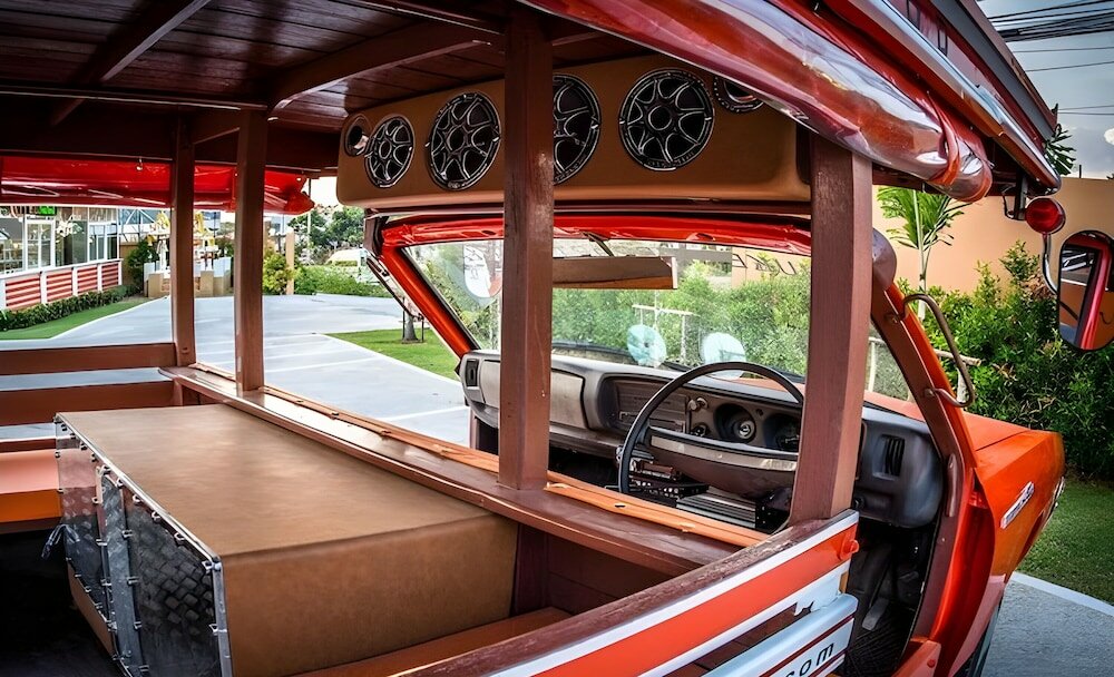 Фото Phuket Airport Villa