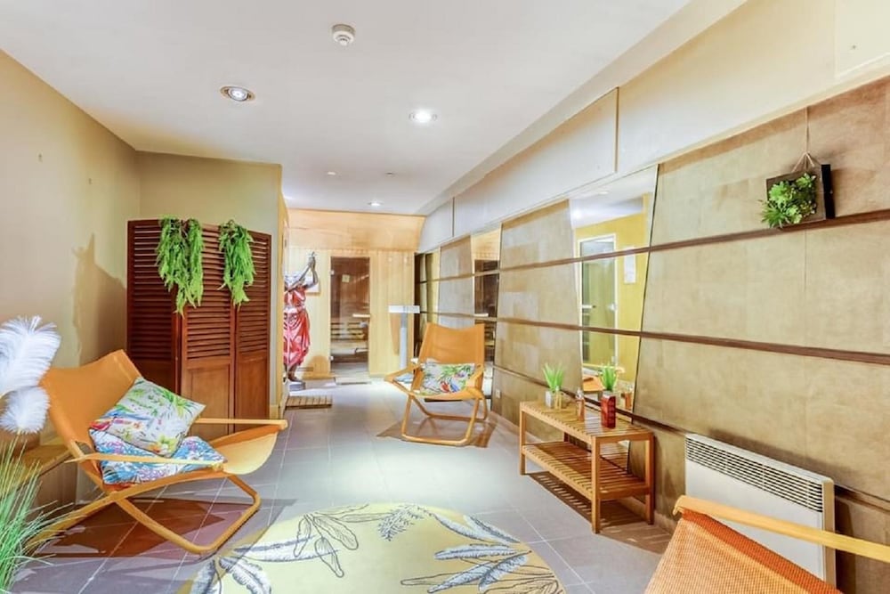 Фото Hotel Kyriad Vichy