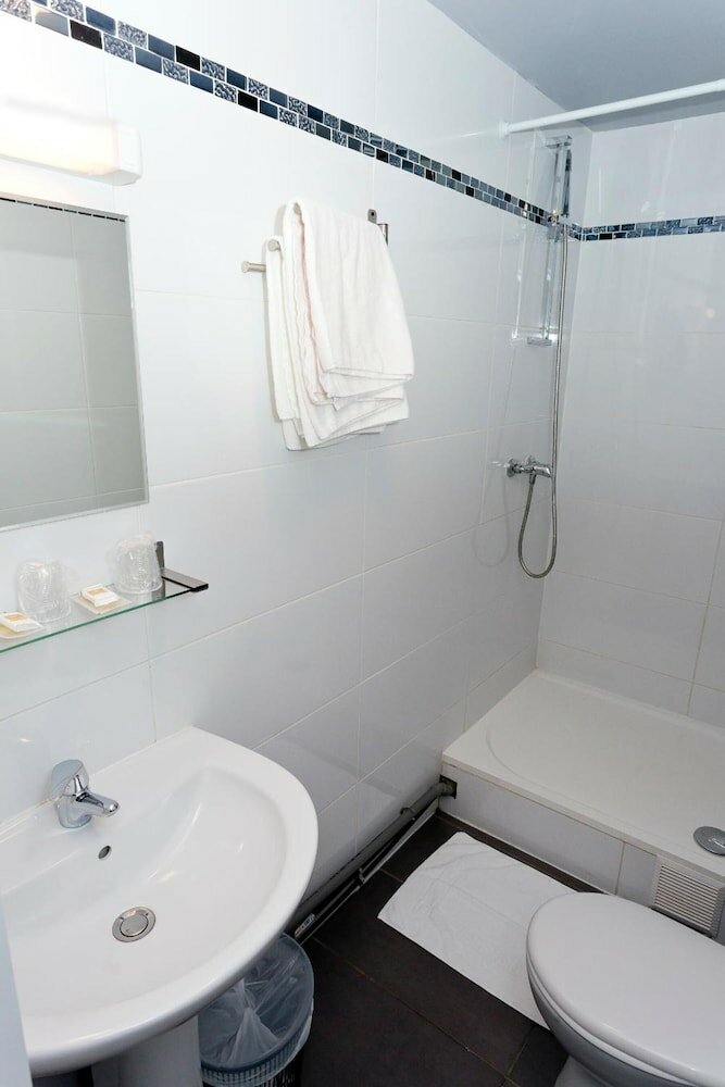 Фото Hipotel Paris Père Lachaise République