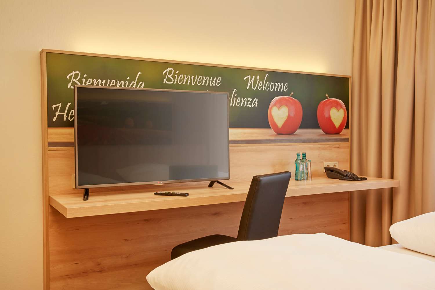 Фото H+ Hotel Stuttgart Herrenberg