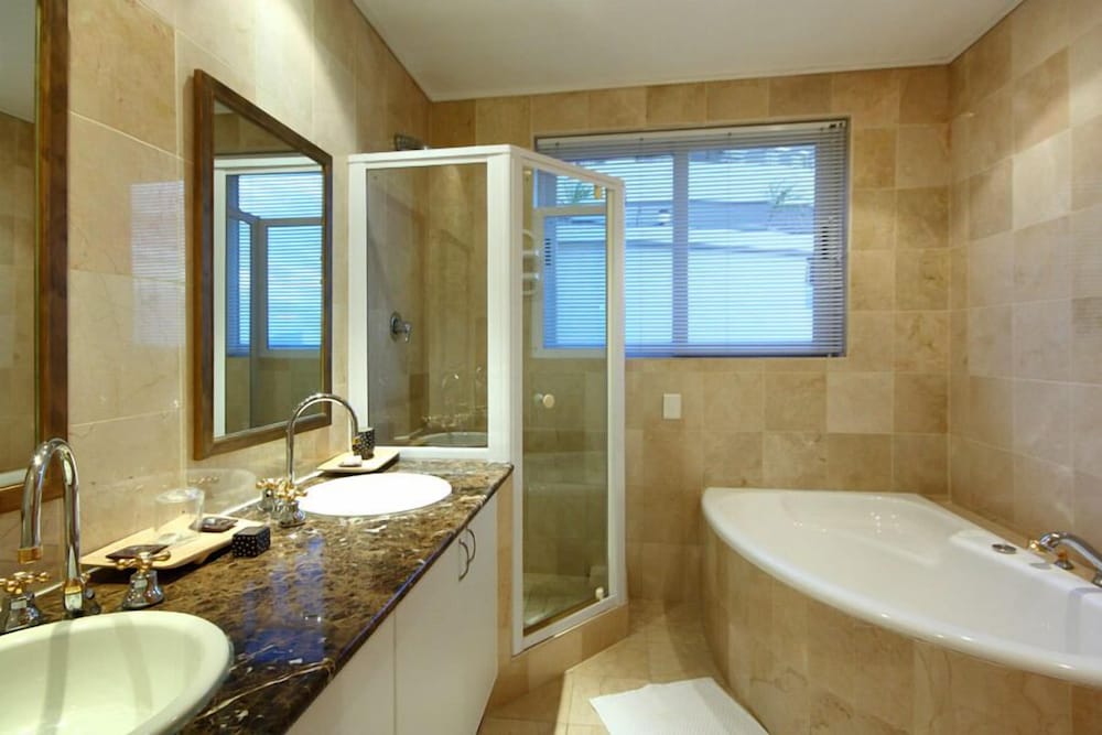 Фото Balfour Place