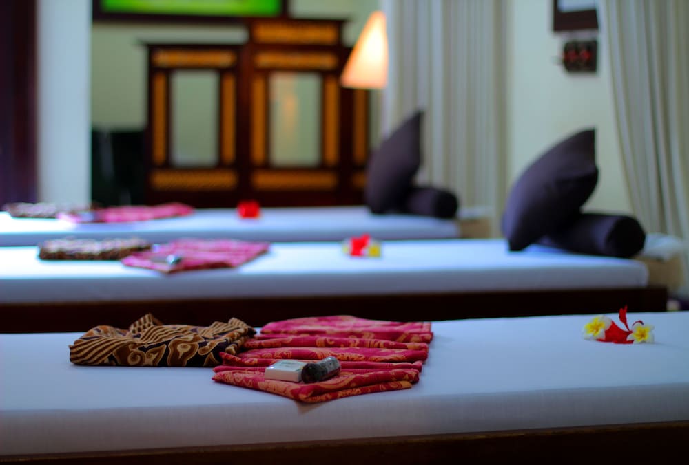 Фото Adi Dharma Hotel Legian