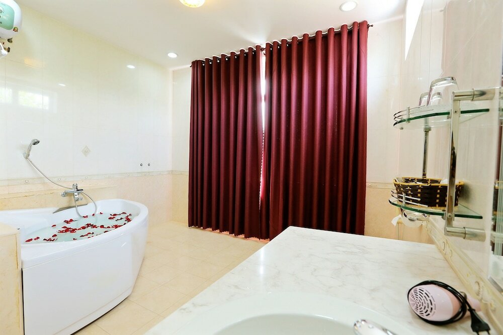 Фото Well-To-Do Villa