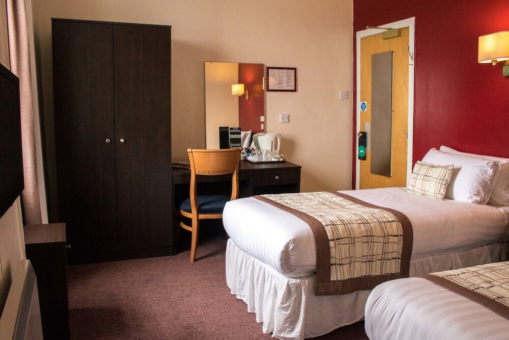 Фото Kings Arms Hotel