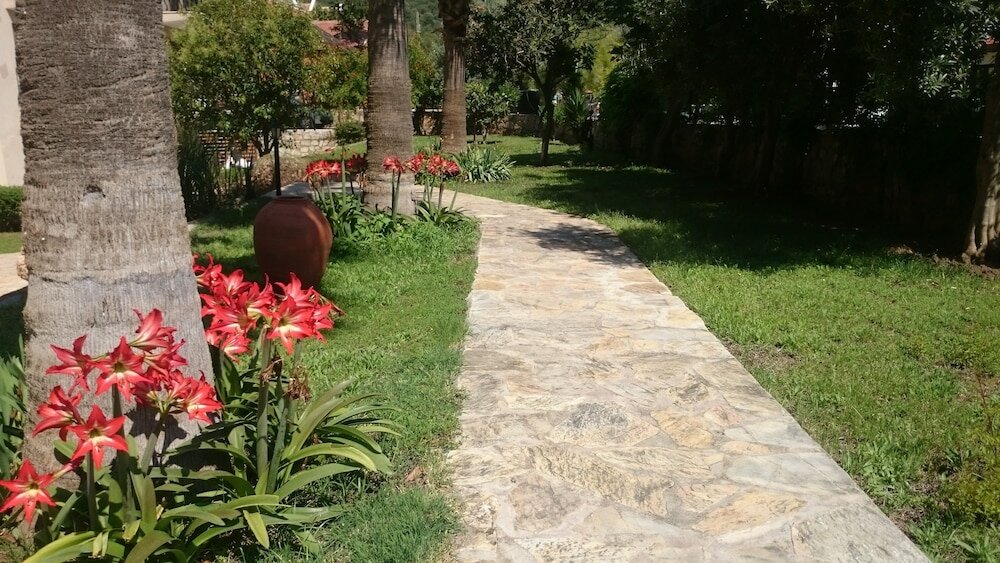 Фото Ata Lagoon Beach Hotel