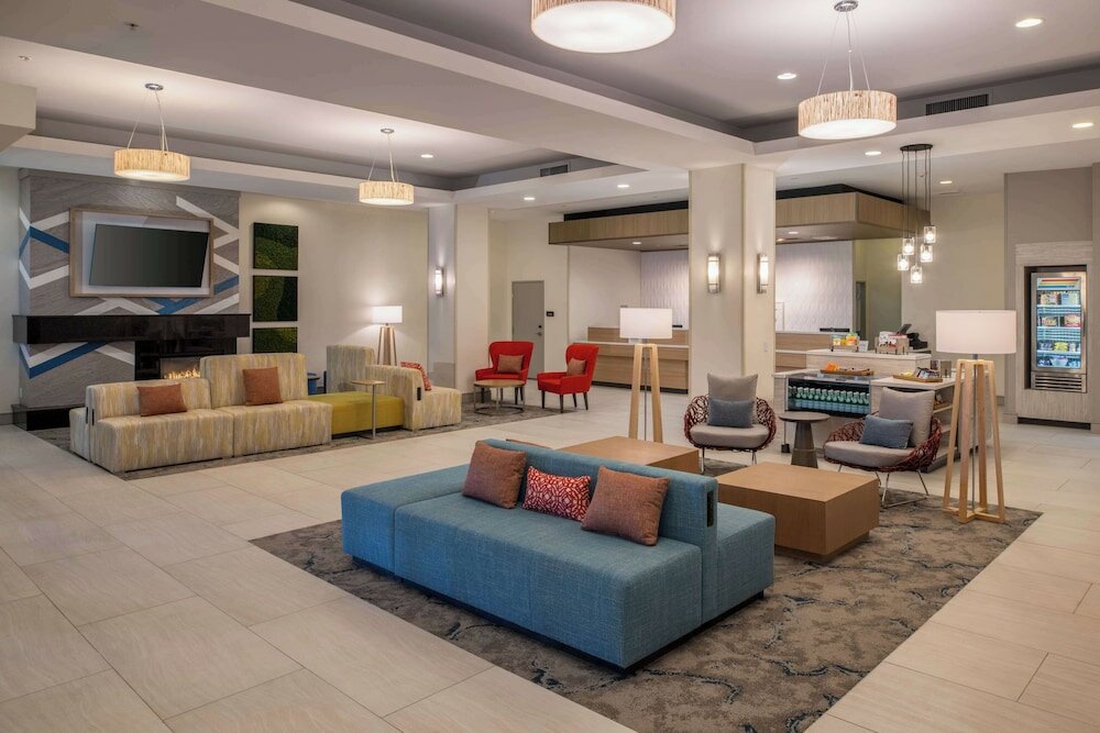 Фото Holiday Inn Express Hotel & Suites Tacoma Downtown, an Ihg Hotel