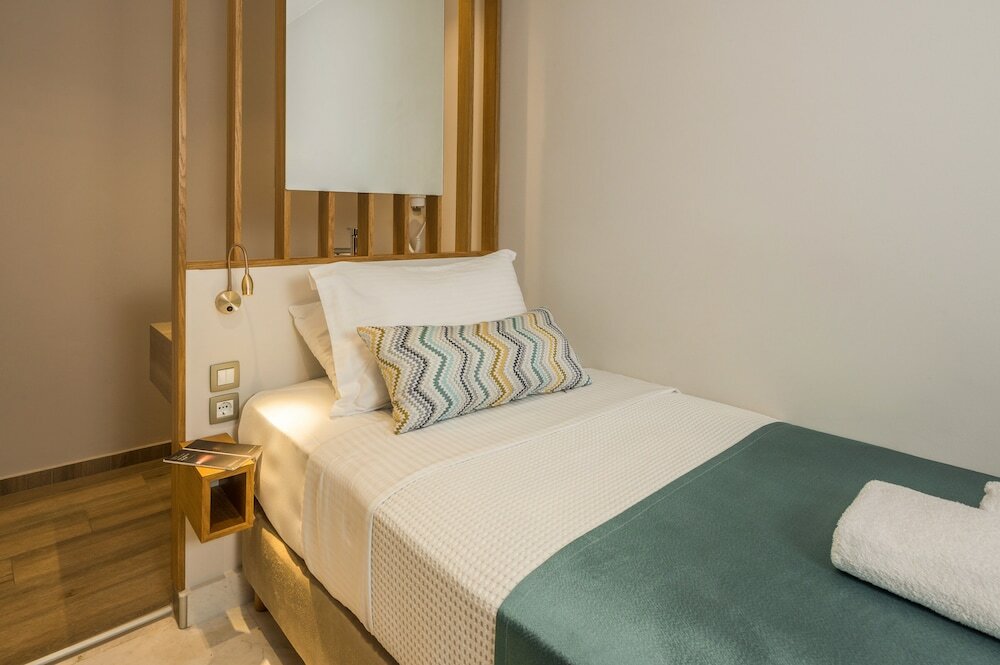 Фото Plaza 1866 Superior City Rooms