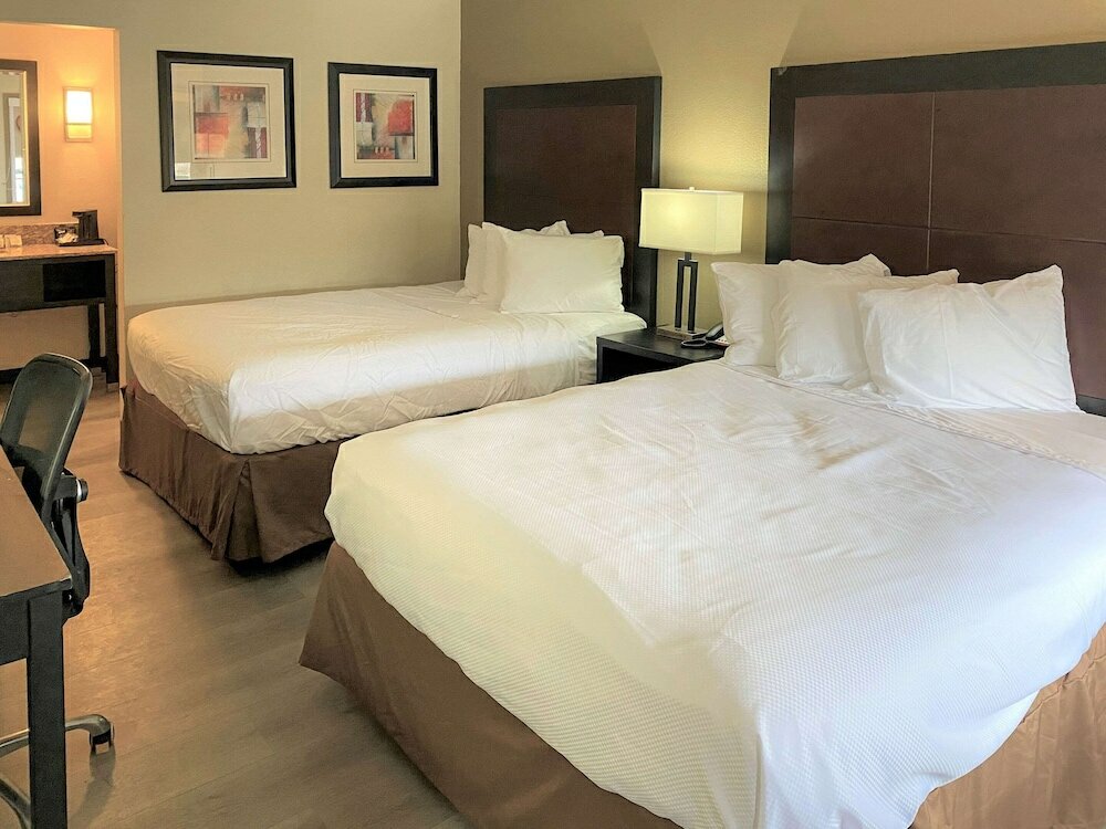 Фото Clarion Pointe