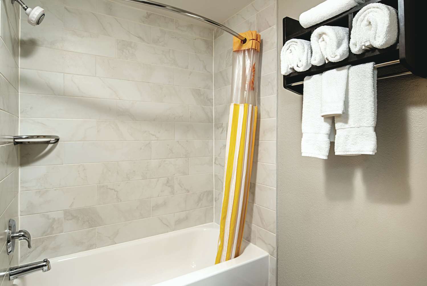 Фото La Quinta Inn by Wyndham Livermore