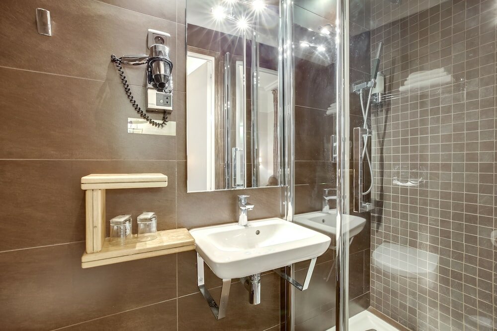 Фото Opera Maintenon