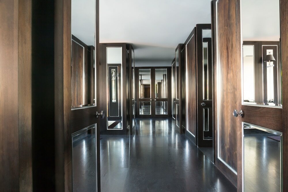 Фото Grosvenor House Suites