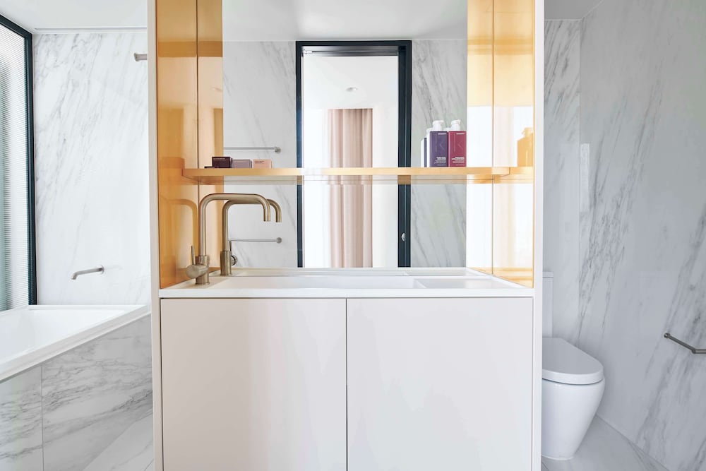 Фото Quincy Hotel Melbourne