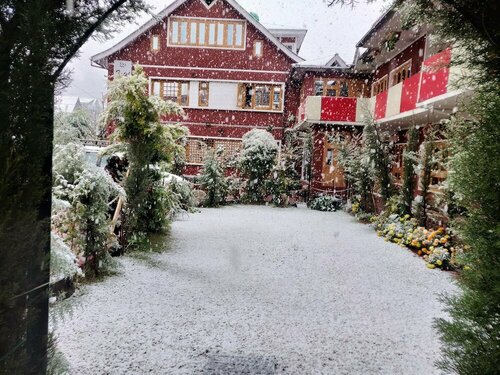 Внешний вид отеля Walisons Hotel в Сринагаре, фото 5