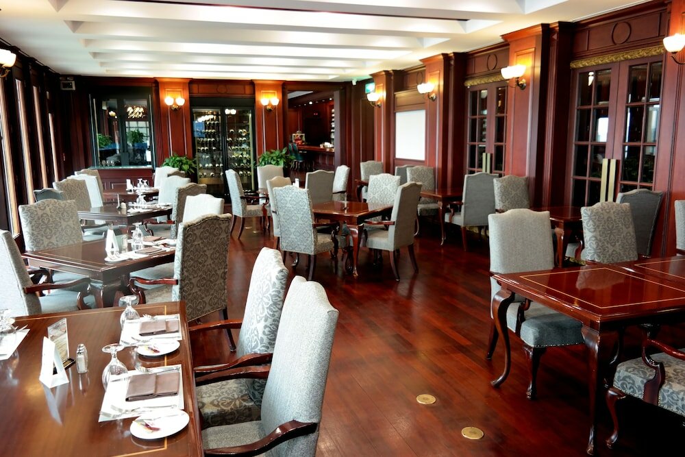 Фото Asia Lakeside Hotel