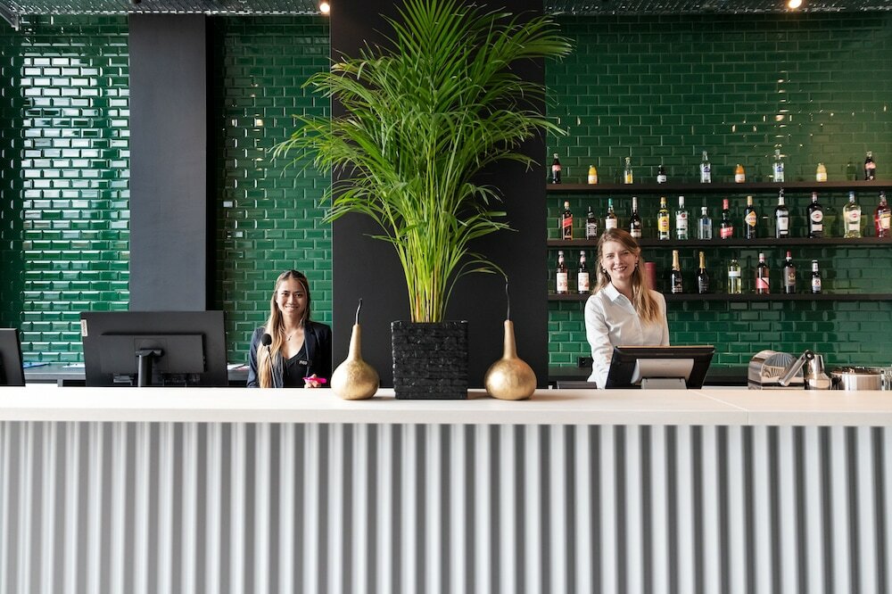 Фото B&b Hotel Oftringen