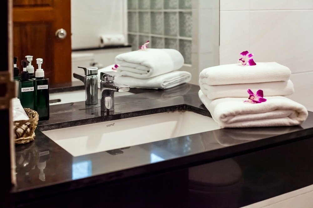 Фото The Vatika Resort and Spa